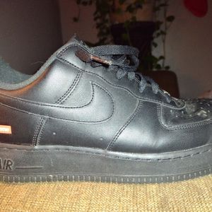 Nike air force 1 supreme